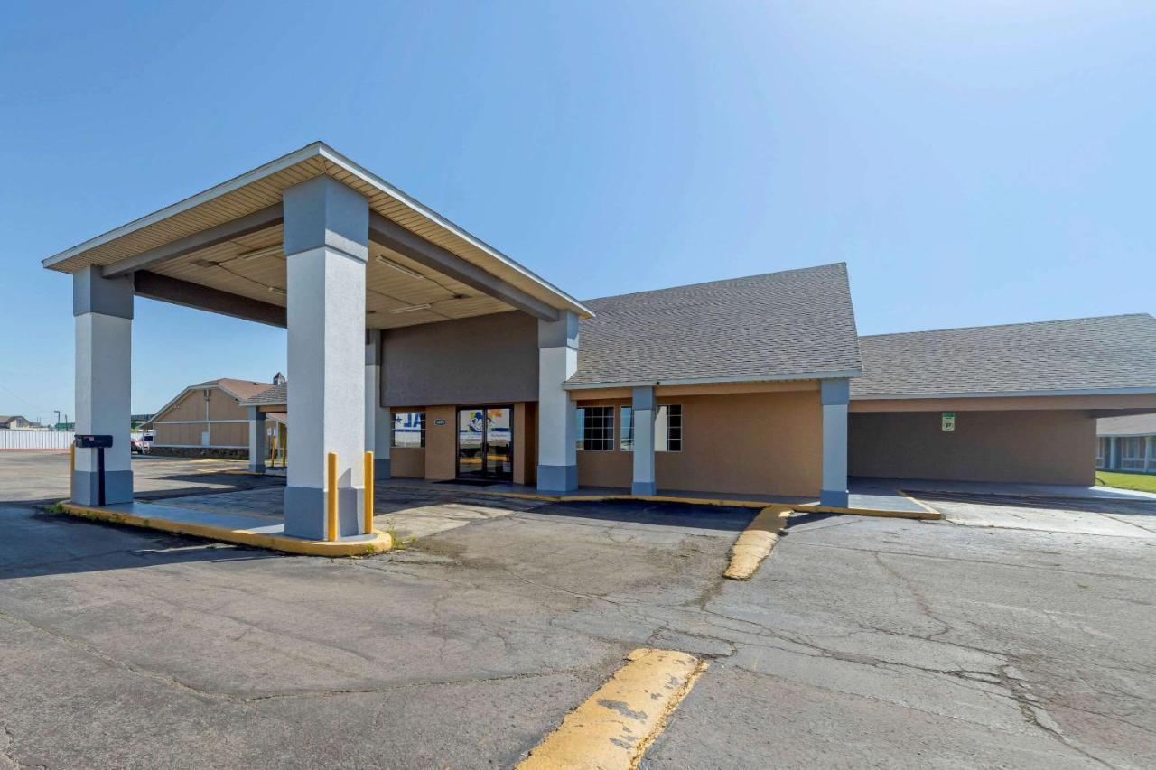 Econo Lodge Pryor Creek Ngoại thất bức ảnh