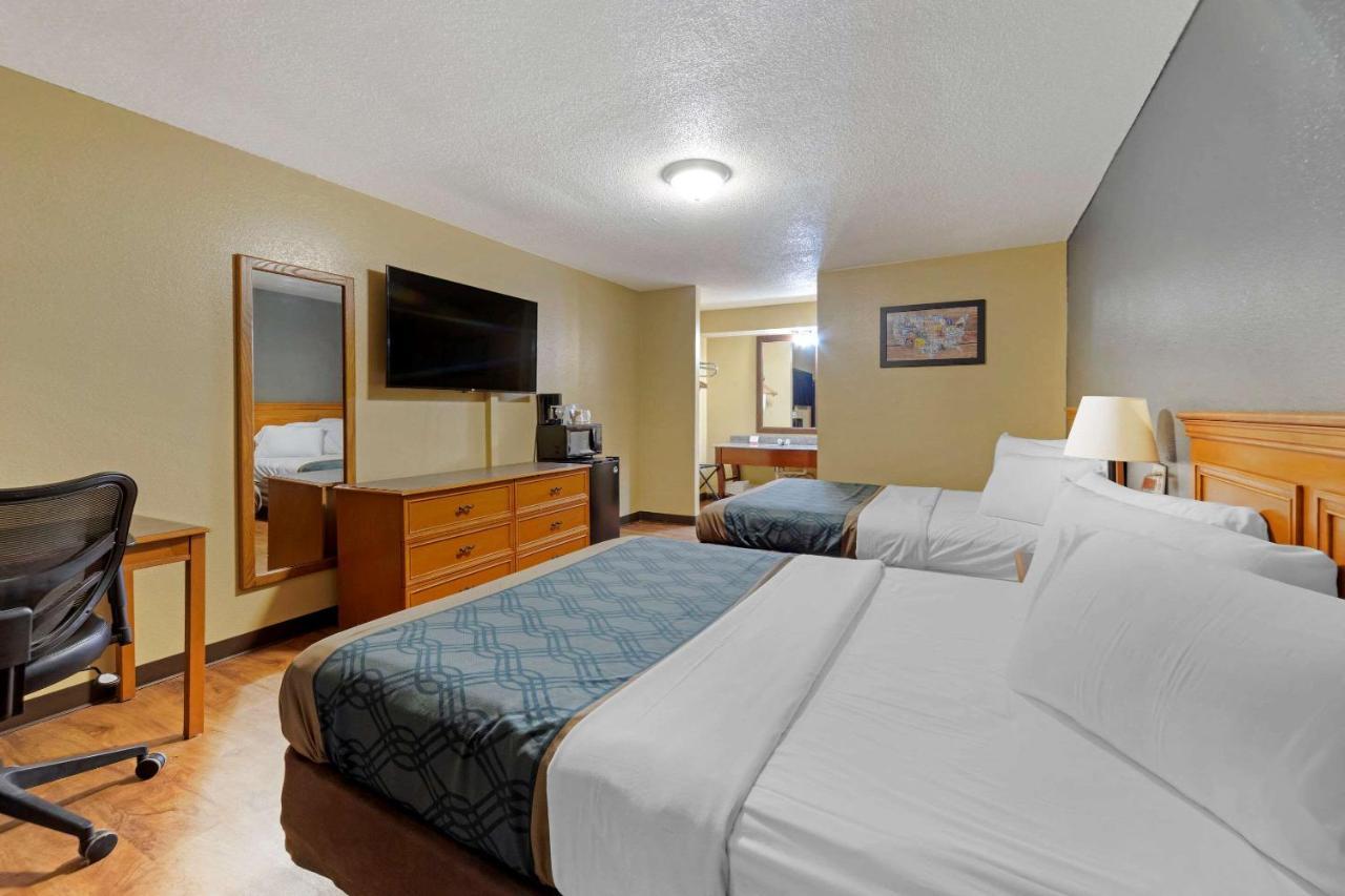 Econo Lodge Pryor Creek Ngoại thất bức ảnh