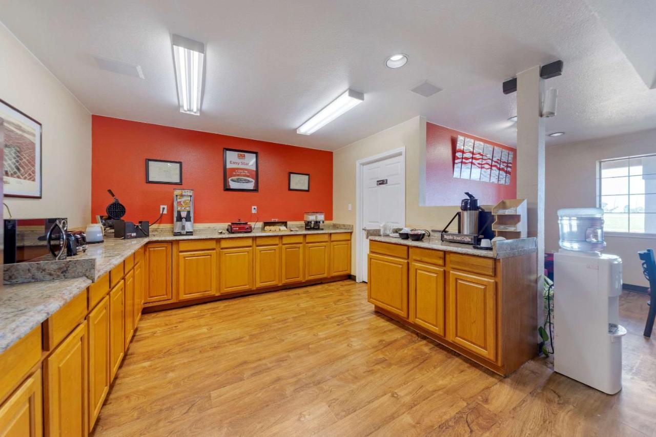 Econo Lodge Pryor Creek Ngoại thất bức ảnh
