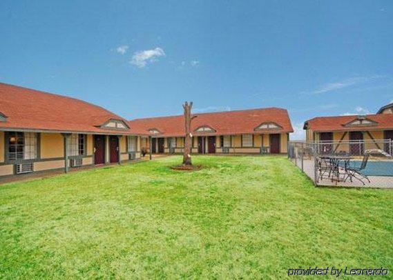 Econo Lodge Pryor Creek Ngoại thất bức ảnh