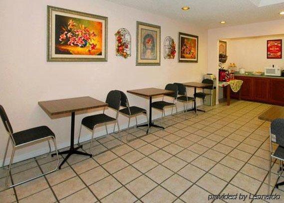 Econo Lodge Pryor Creek Nhà hàng bức ảnh