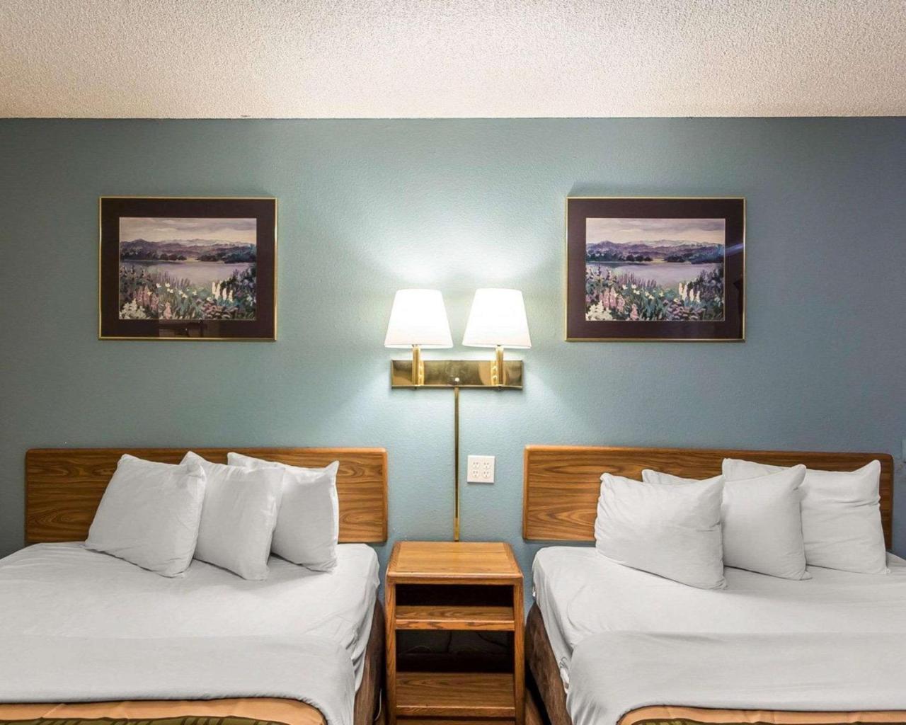 Econo Lodge Pryor Creek Ngoại thất bức ảnh