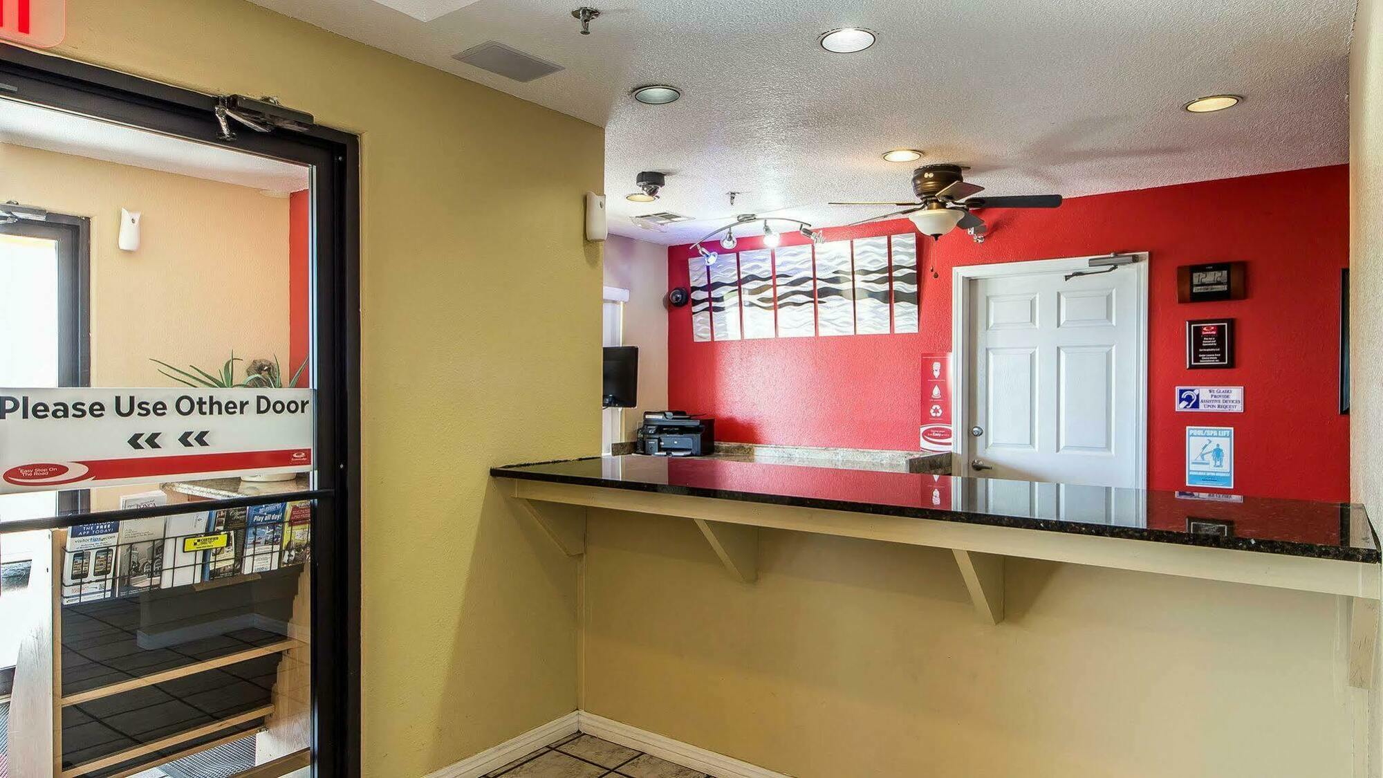 Econo Lodge Pryor Creek Ngoại thất bức ảnh