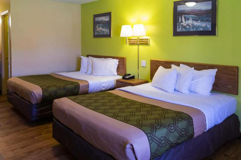 Econo Lodge Pryor Creek Ngoại thất bức ảnh